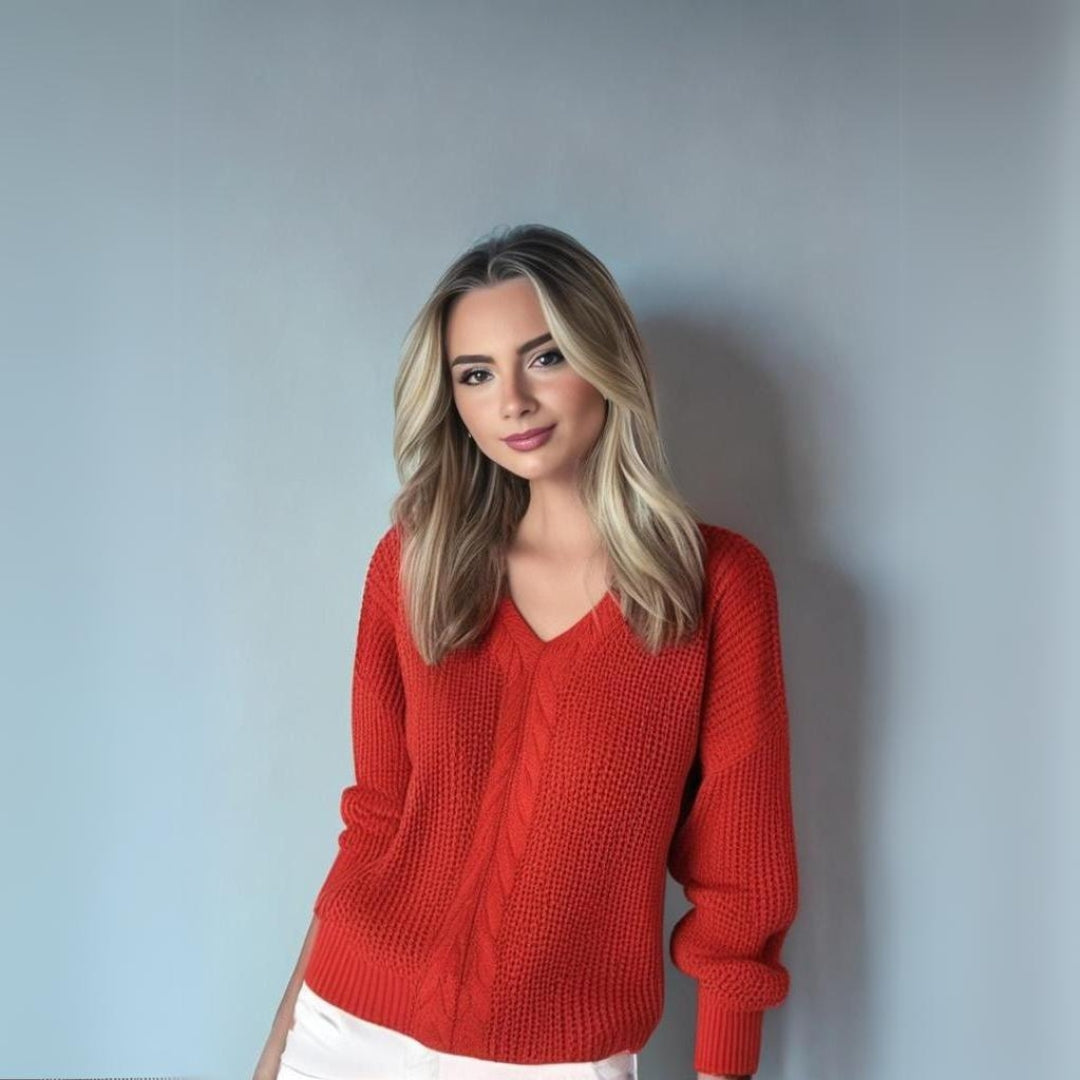 LIORA - Relaxed Chic Sweater