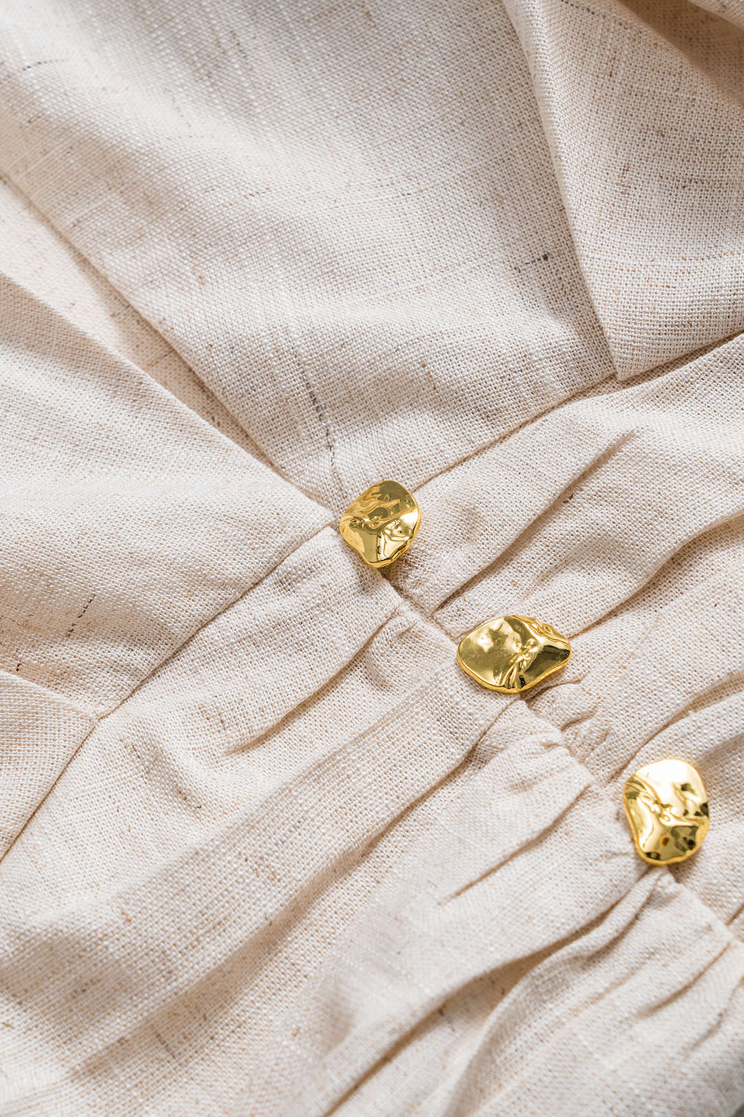 MEADOW™ Cropped Linen Top